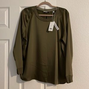 Green Vince by Vince camuto long sleeve blouse size LG